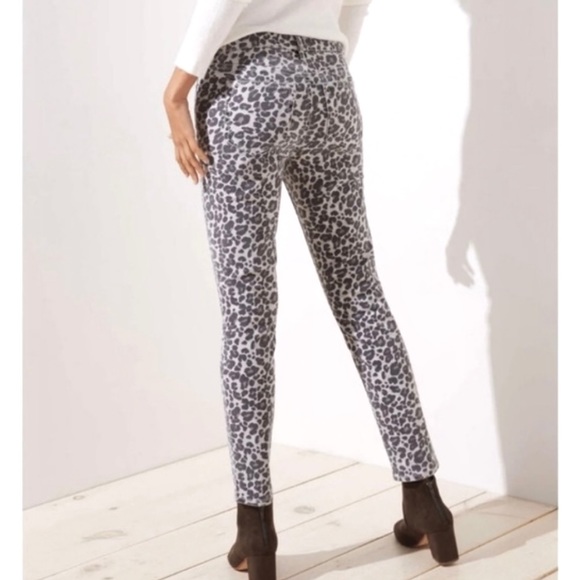Loft Leopard Print Light Cream Black Cropped Skinny Jeans, Size 4 Petite, 27P - Picture 4 of 14